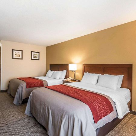 Quality Inn & Suites Bethany Buitenkant foto
